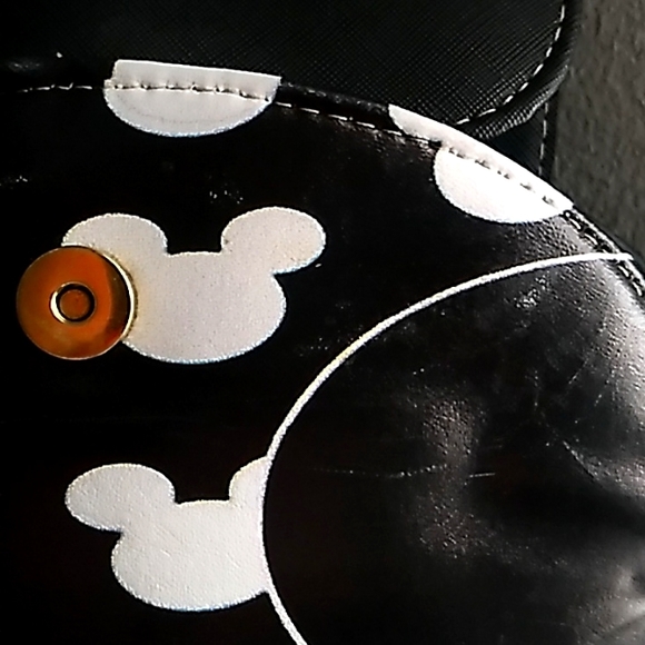 Pretty backpack set🤍🖤🎒 - Picture 12 of 15